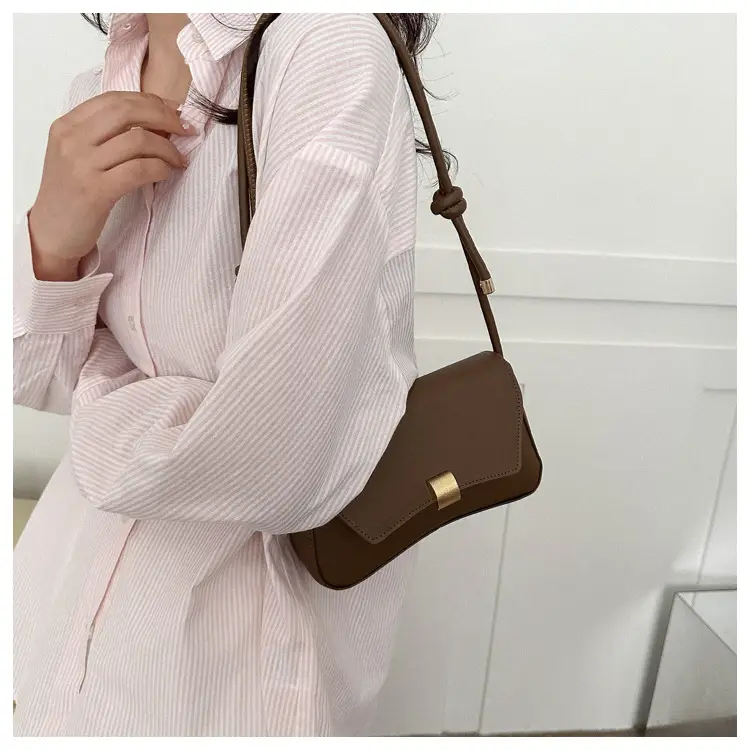 Green Square Crossbody Bag for Women 2026 — feature 28
