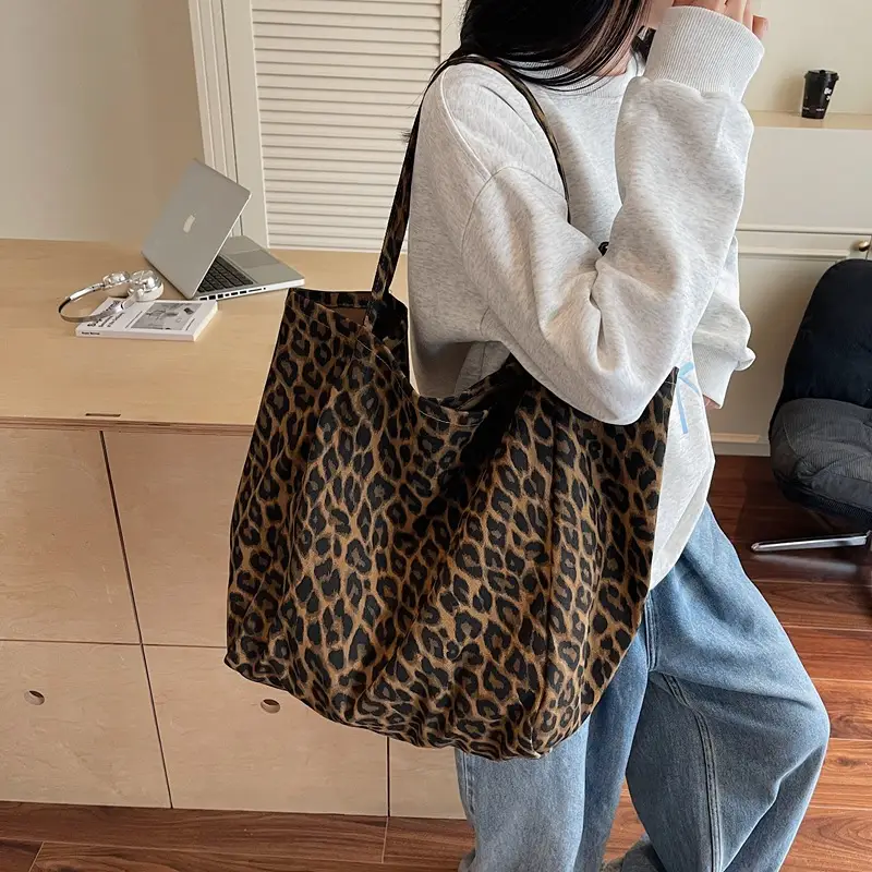 Women Camouflage One Shoulder Bag 2025 - Image 7