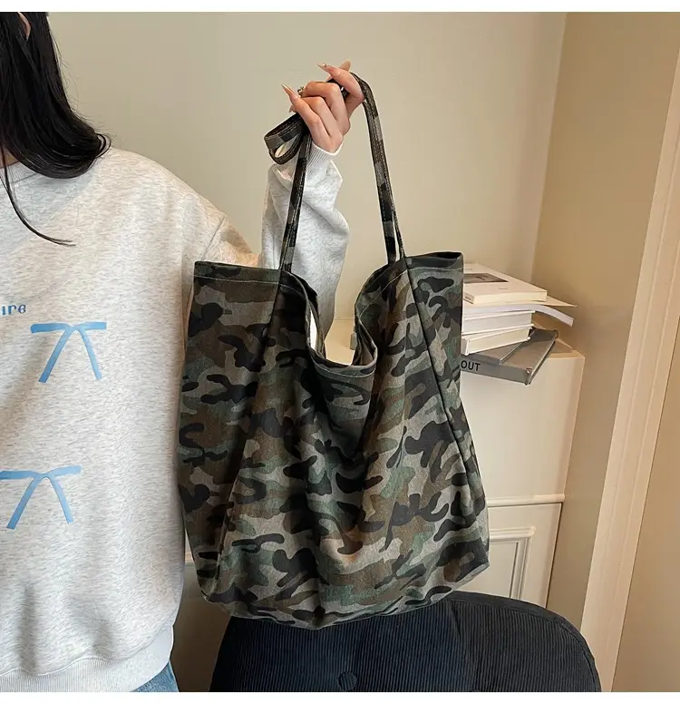 Women Camouflage One Shoulder Bag 2025 — feature 10