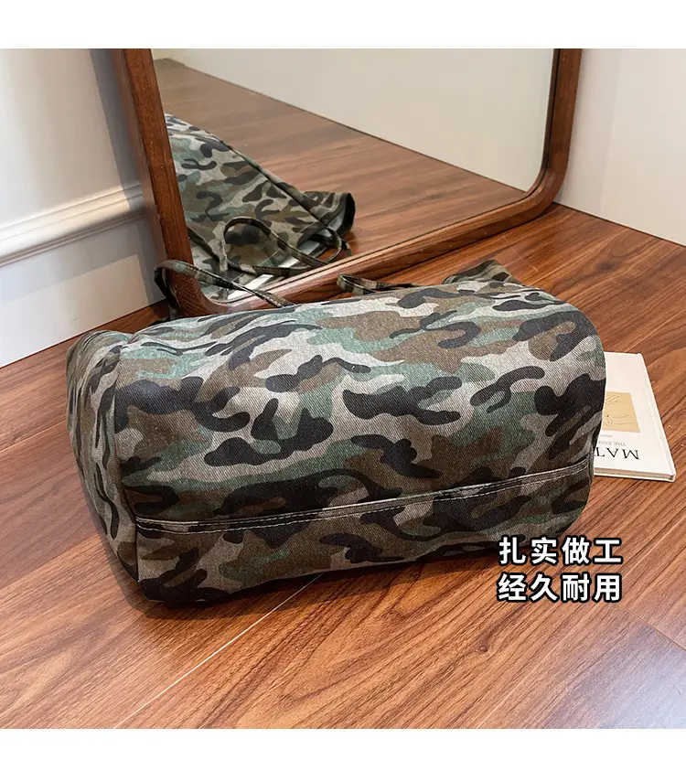 Women Camouflage One Shoulder Bag 2025 — feature 7