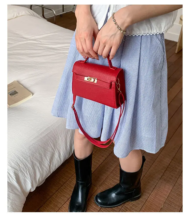 White Korean Style Crossbody Shoulder Bag for Women — feature 5