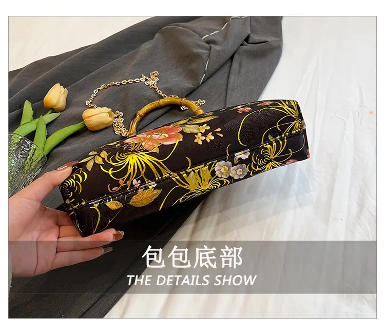 2025 Floral Clip-On Shoulder Bag with Tassel — feature 13