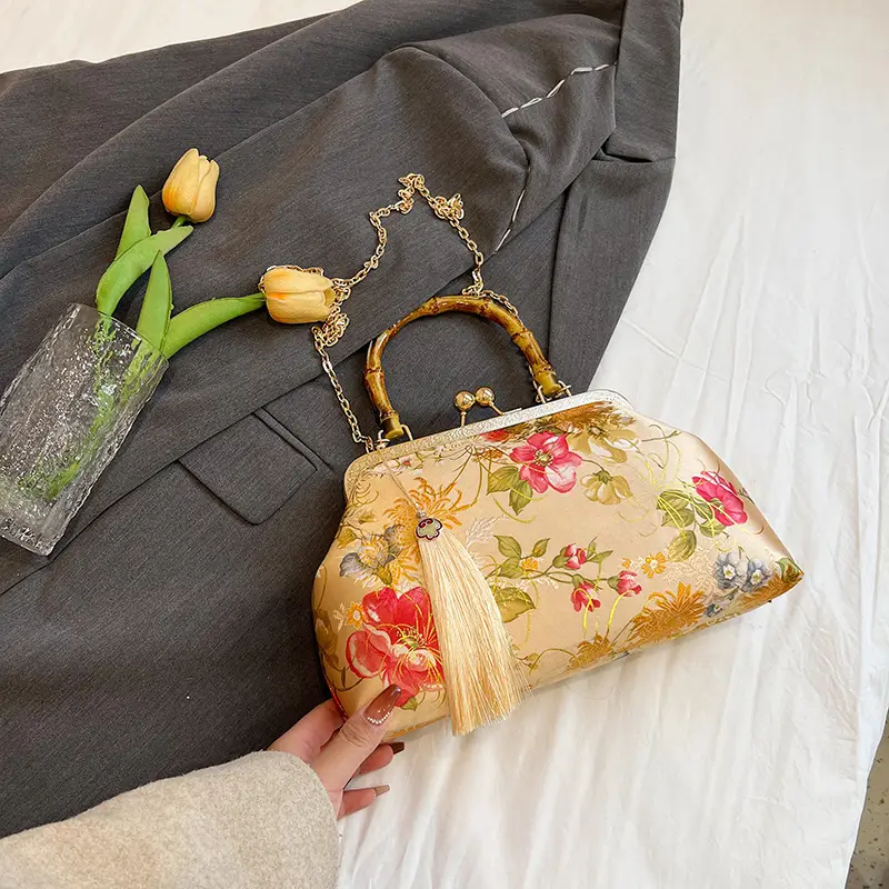 2025 Floral Clip-On Shoulder Bag with Tassel - Image 3