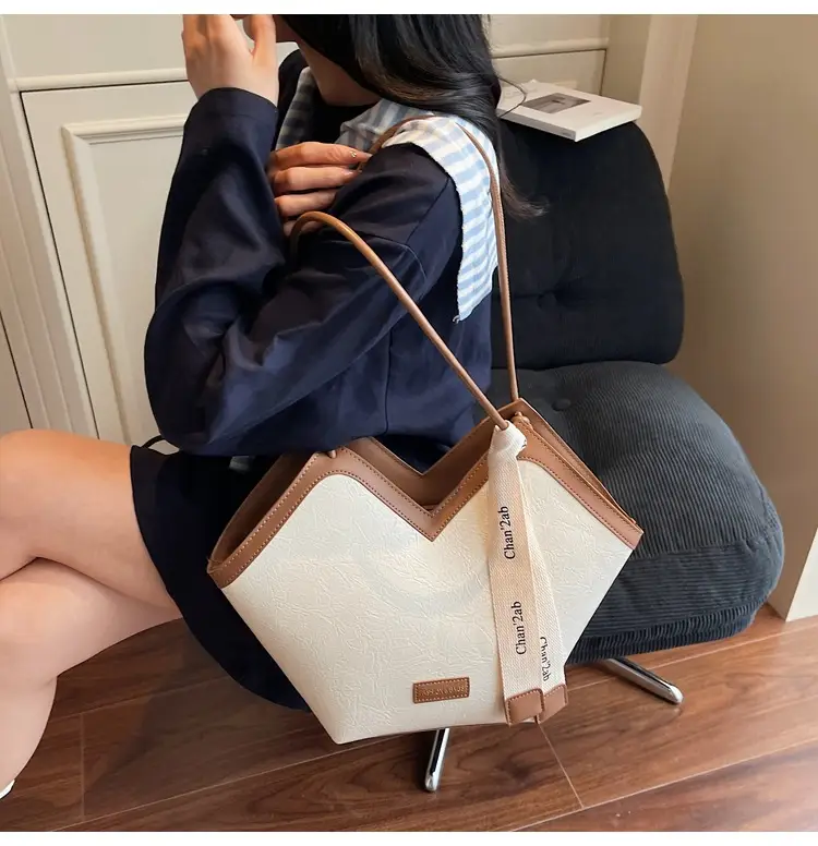 Women's Large Capacity Cross-Border Shoulder Bag Navy White — feature 15