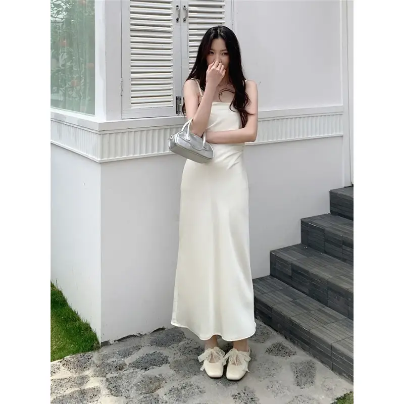High-Appearance Closed-Toe Slippers for Women, Summer Outdoor Wear, 2026 New Summer Style, Suitable for Pairing with Skirts, Silver Bow Half-Slippers - Image 6
