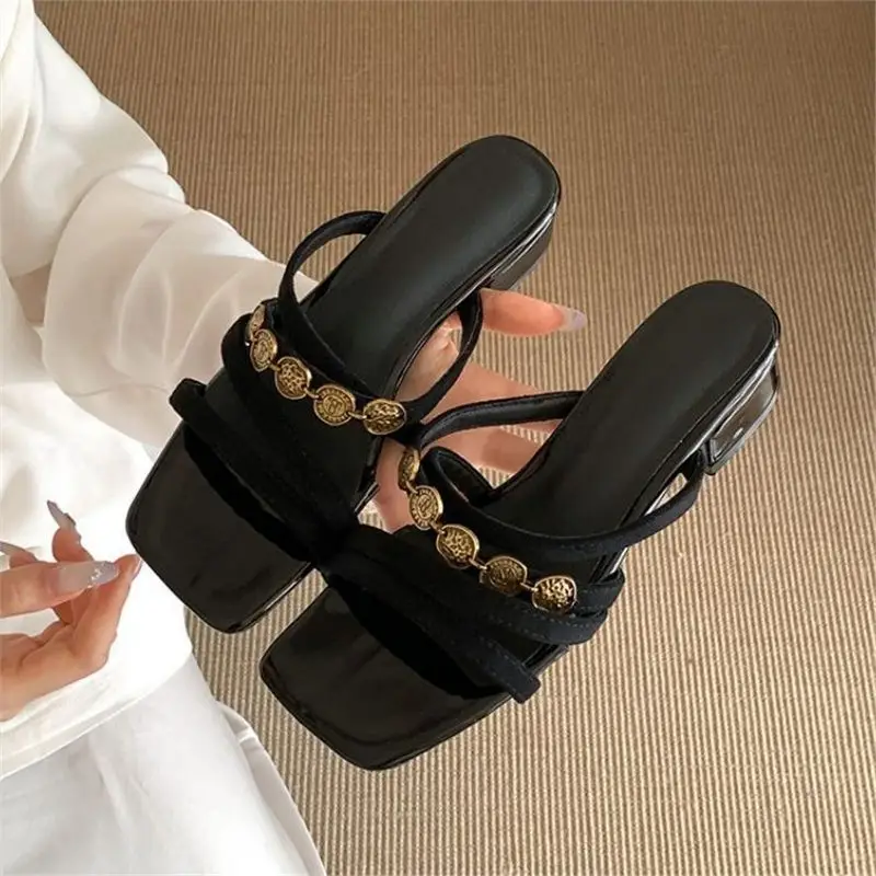 Chanel-Style Fairy Low-Heeled Slippers for Women, 2026 Summer New Model, Suitable for Going Out, Vacation, Seaside, Beach, Women's Sandals - Image 3