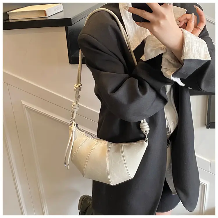 White Leather Crossbody Bag for Women 2025 — feature 14