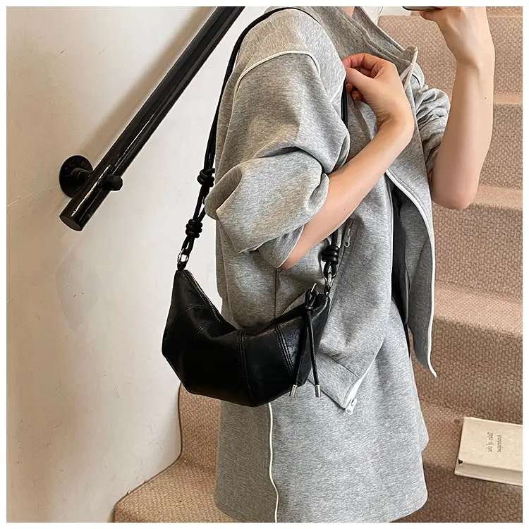 White Leather Crossbody Bag for Women 2025 — feature 6