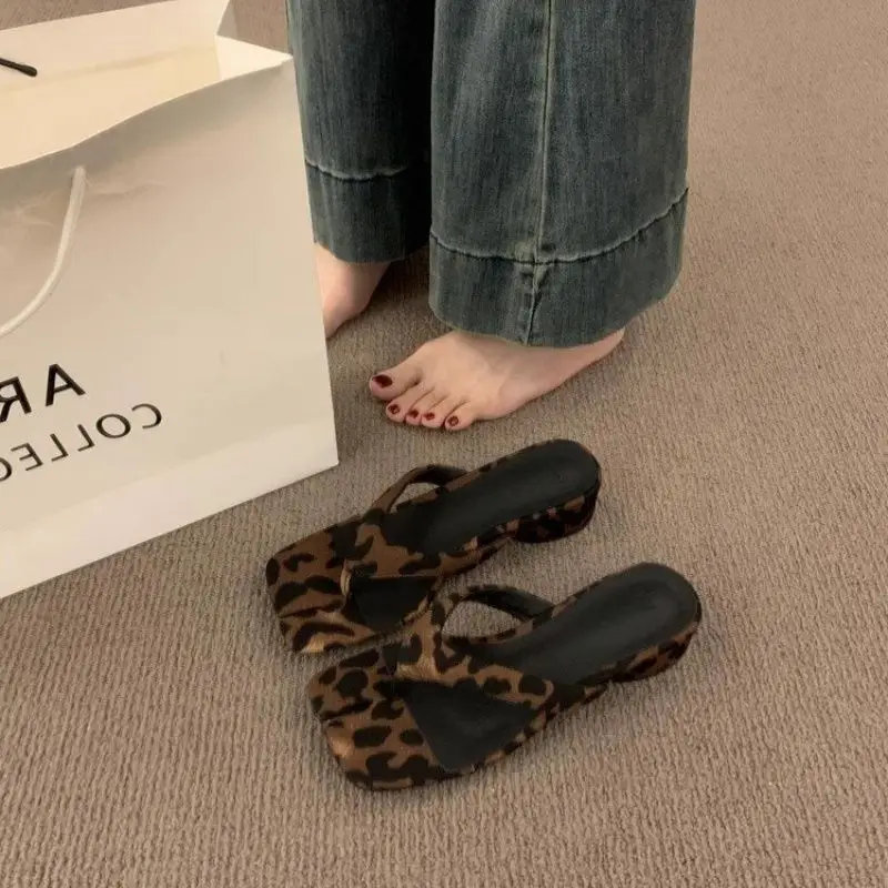 Women Leopard Print Flip Flops Summer 2025 - Image 2