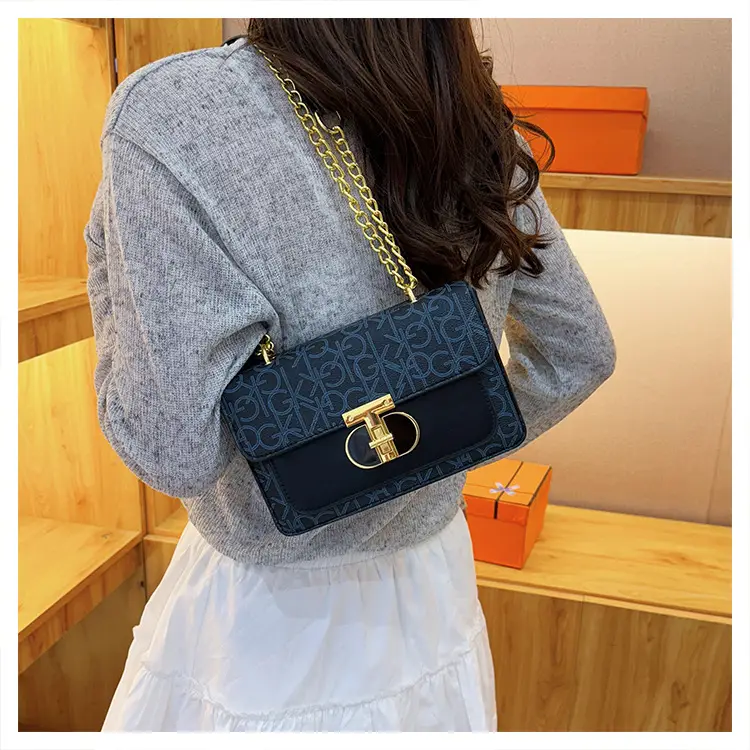 Korean Style Women's Crossbody Bag White Grey Chain — feature 10