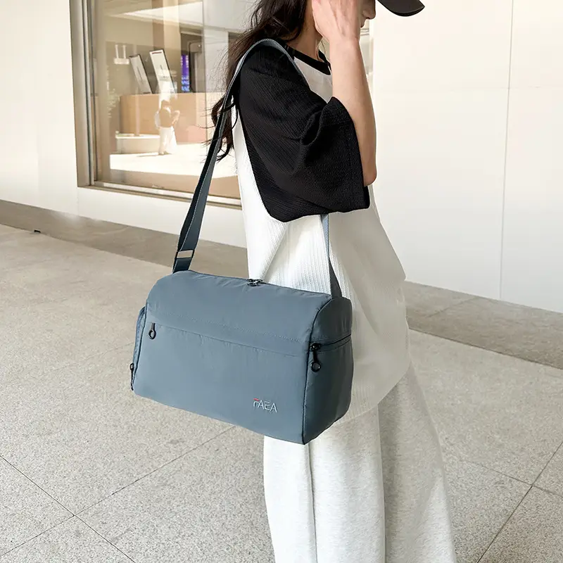 Men's Crossbody Bag Same Style Casual Summer Shoulder Bag - Image 7