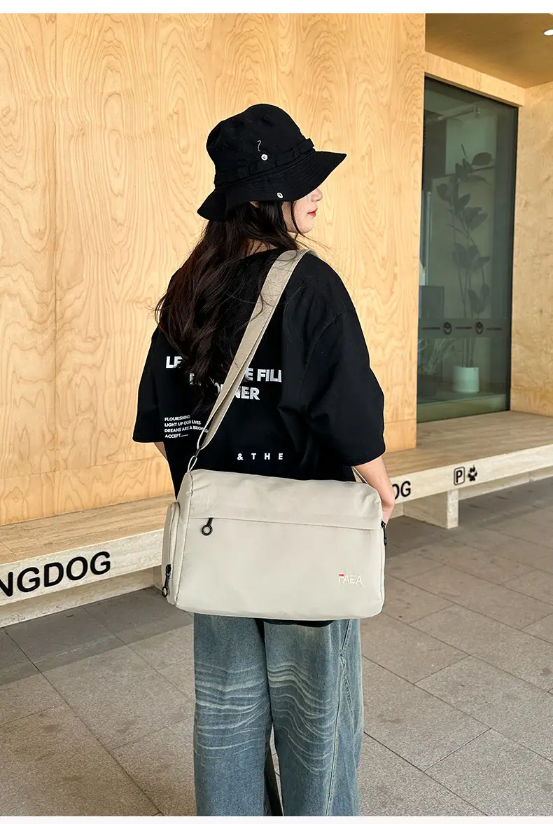 Men's Crossbody Bag Same Style Casual Summer Shoulder Bag — feature 17