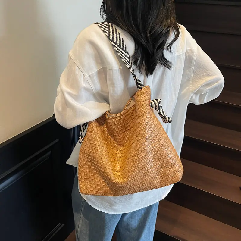 Multi Color Straw Shoulder Bag Large Capacity - Image 6