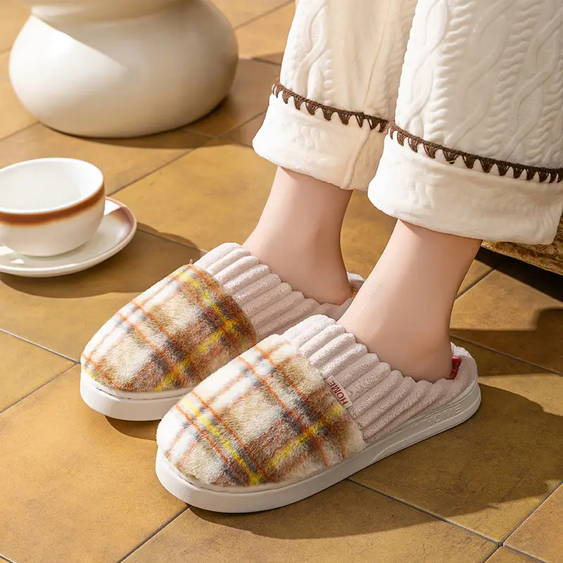 Women's Cotton Slippers for Autumn and Winter, Couple's Thick-Soled, Fleece-Lined, Wear-Resistant Home Slippers for Bedroom, Warm and Comfortable Maternity Slippers for Men - Image 7