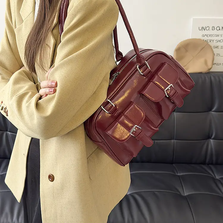Women Retro Leather Shoulder Bag Brown 2025 — feature 21