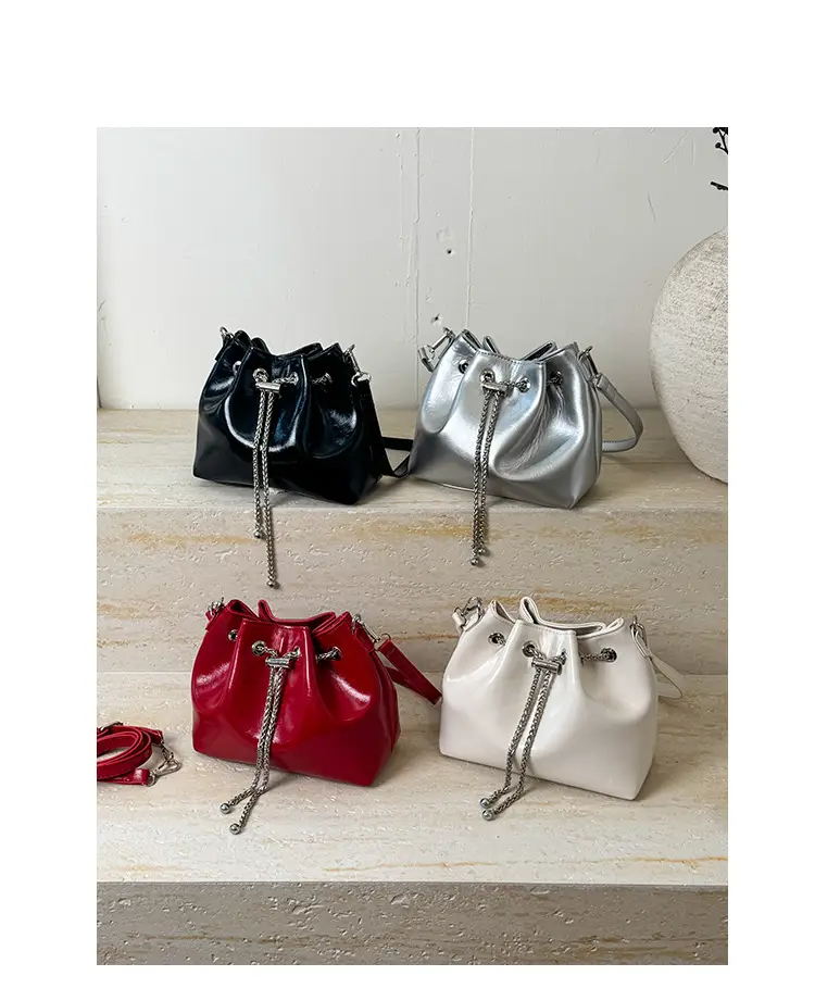 Silver High-End Bucket Bag for Women with Chain Strap — feature 1