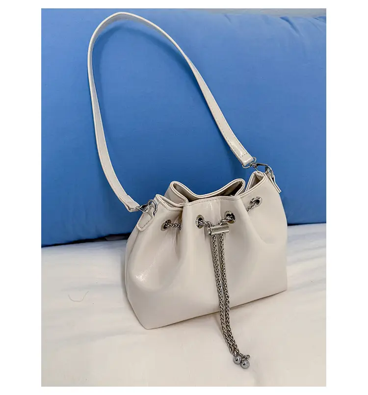 Silver High-End Bucket Bag for Women with Chain Strap — feature 41