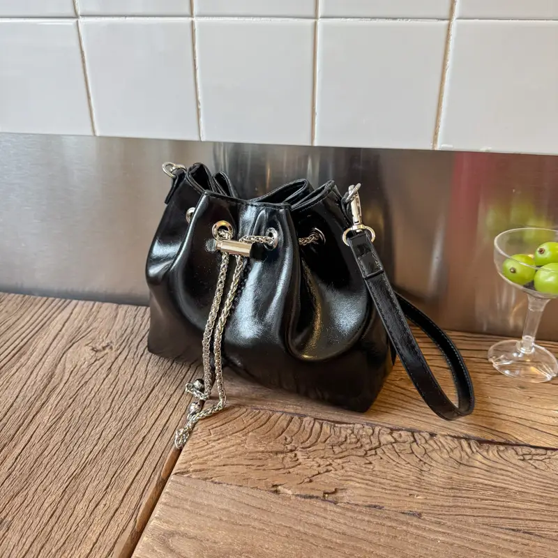 Silver High-End Bucket Bag for Women with Chain Strap - Image 2