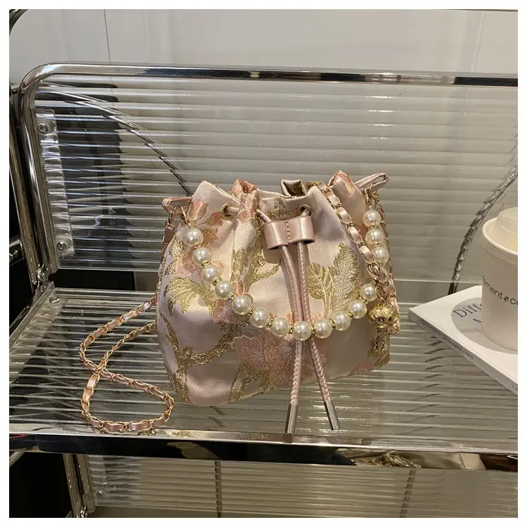 New Chinese Style Antique Embroidered Bucket Bag 2025 — feature 25