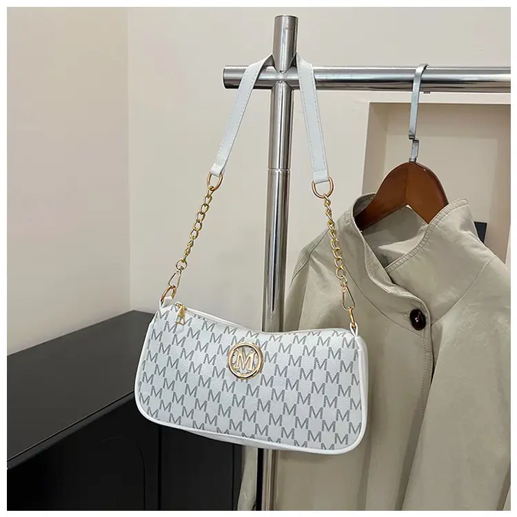 New Style Small Crossbody Bag for Women with Chain — feature 17