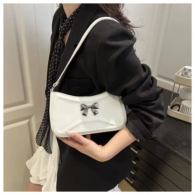 White Bow Shoulder Bag with French Texture — feature 17