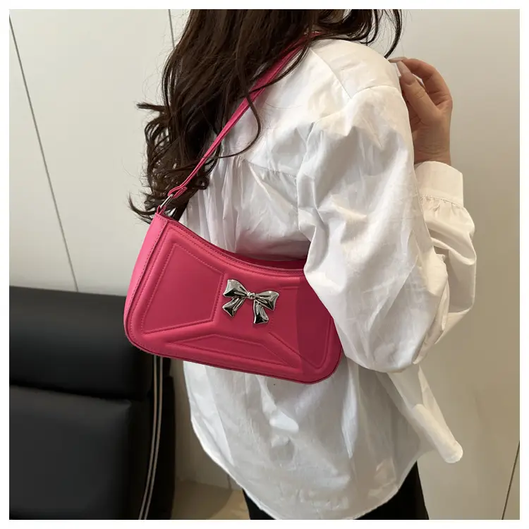 White Bow Shoulder Bag with French Texture — feature 25
