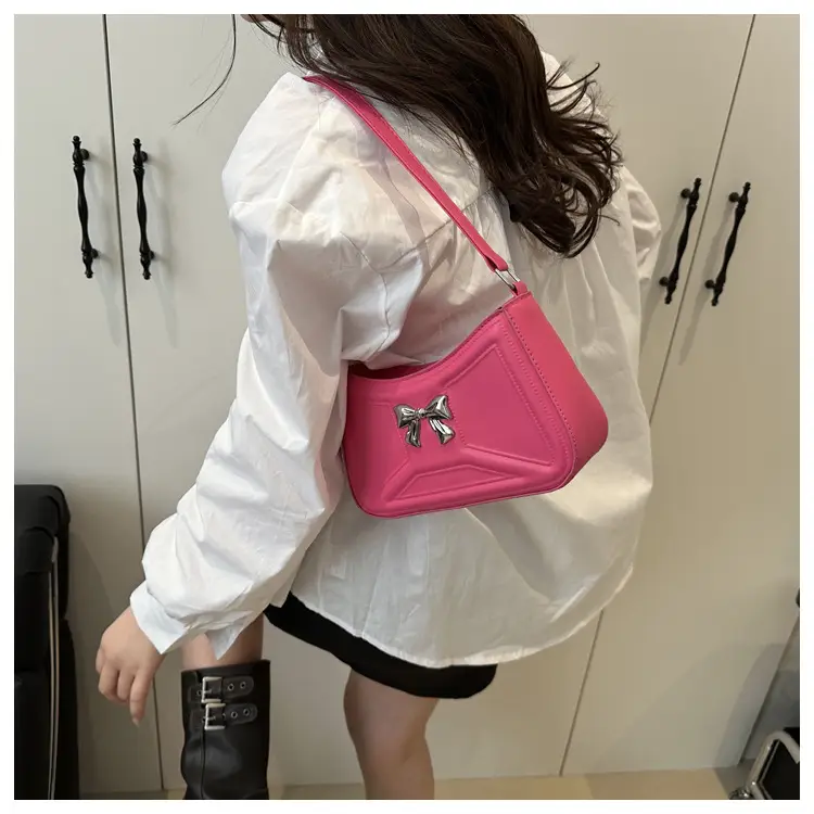 White Bow Shoulder Bag with French Texture — feature 31