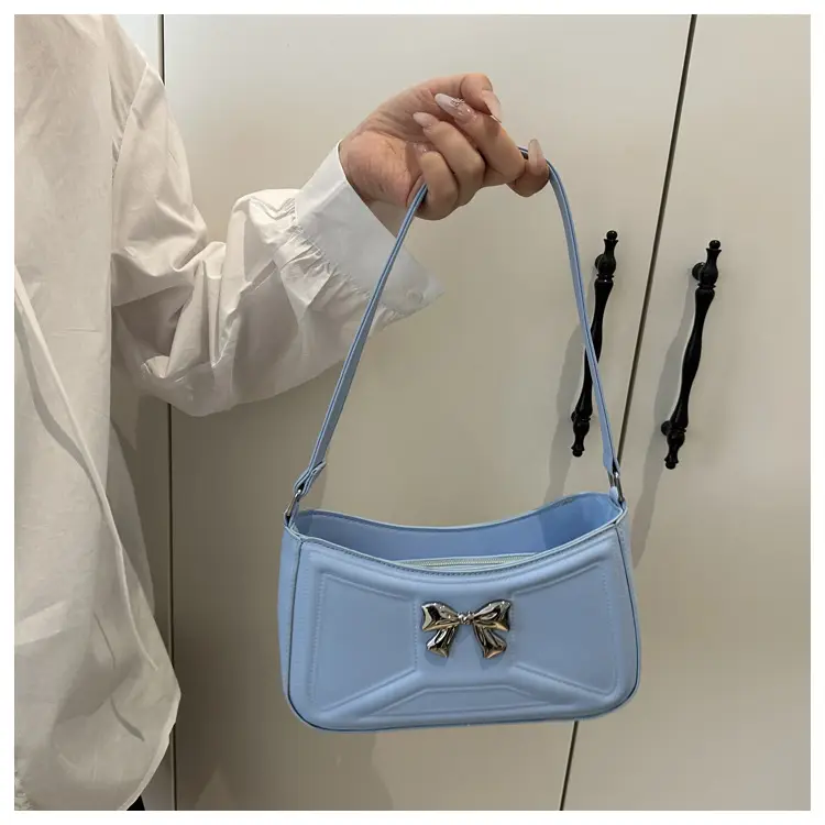 White Bow Shoulder Bag with French Texture — feature 36
