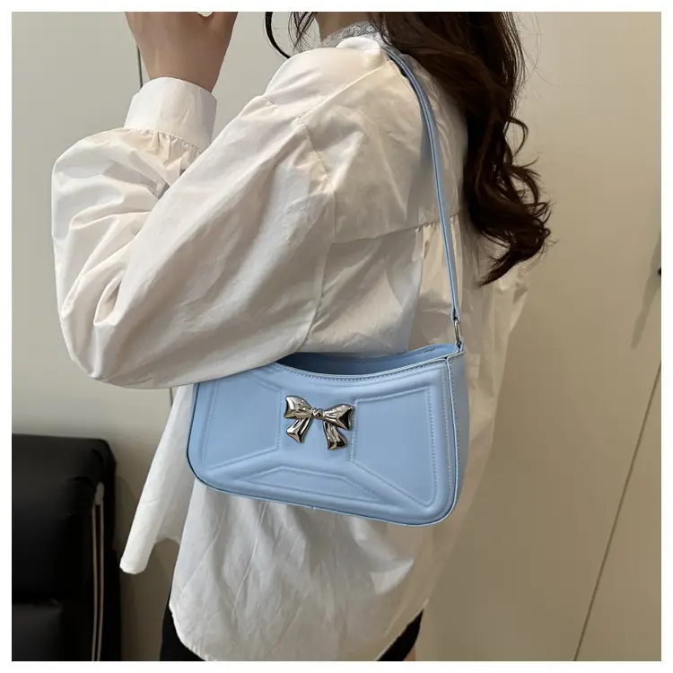White Bow Shoulder Bag with French Texture — feature 38