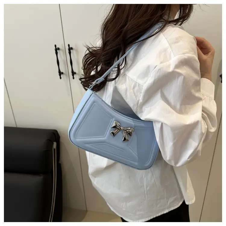 White Bow Shoulder Bag with French Texture — feature 43