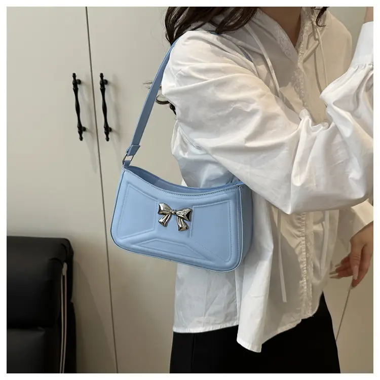 White Bow Shoulder Bag with French Texture — feature 45