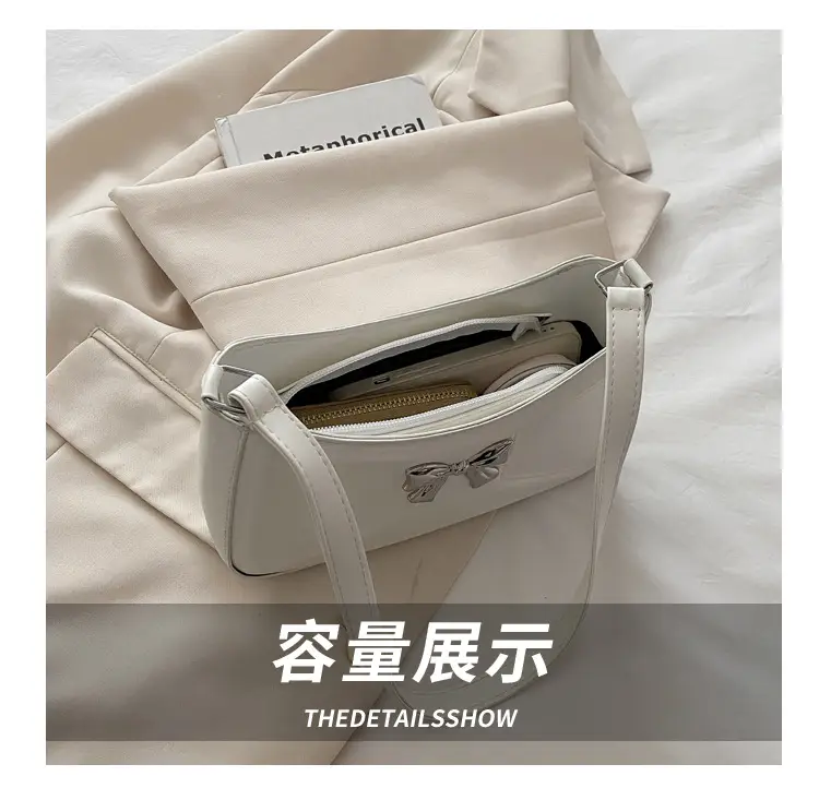 White Bow Shoulder Bag with French Texture — feature 7