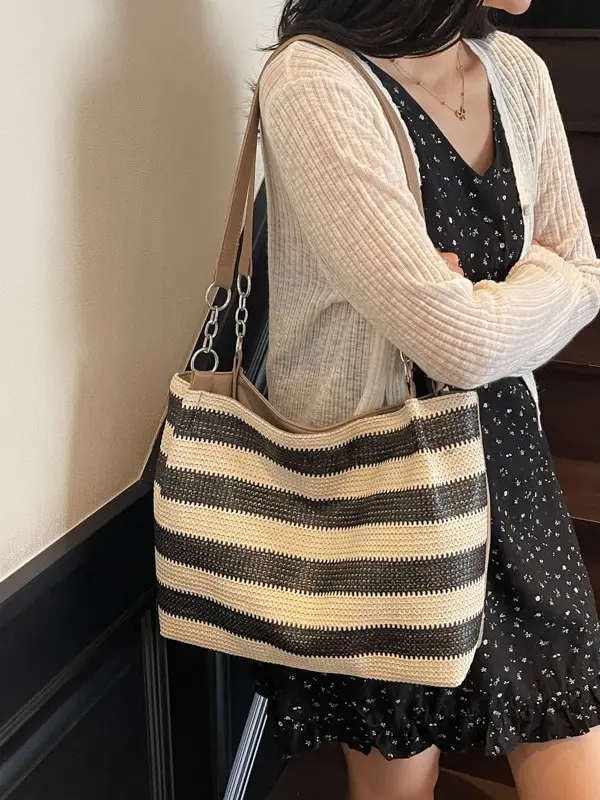 Women's Striped Straw Shoulder Bag Large Capacity 2025 - Image 5