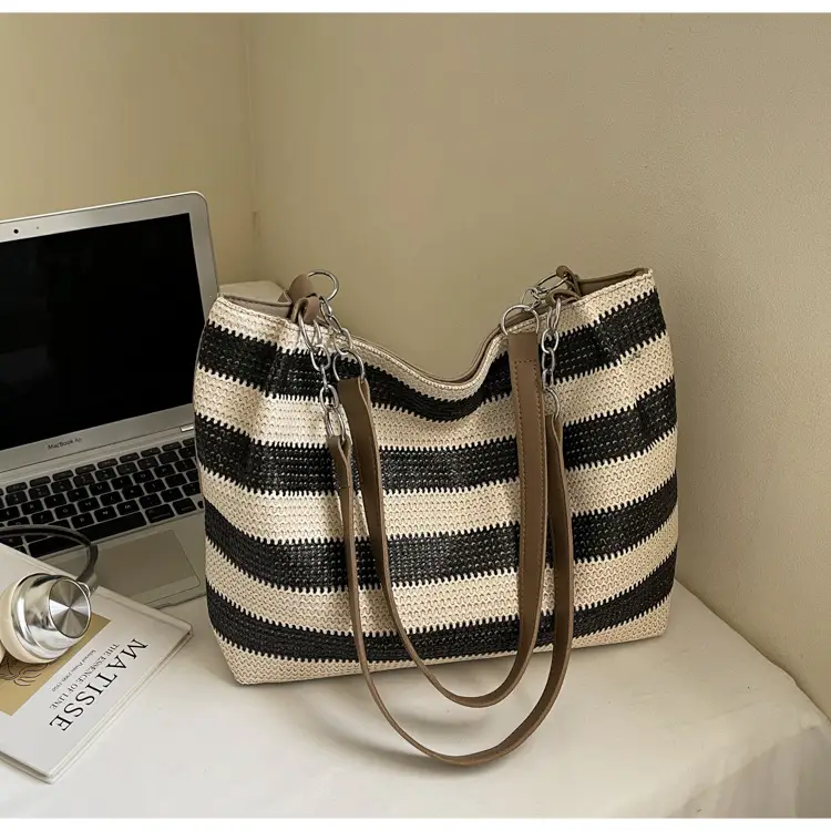 Women's Striped Straw Shoulder Bag Large Capacity 2025 — feature 10