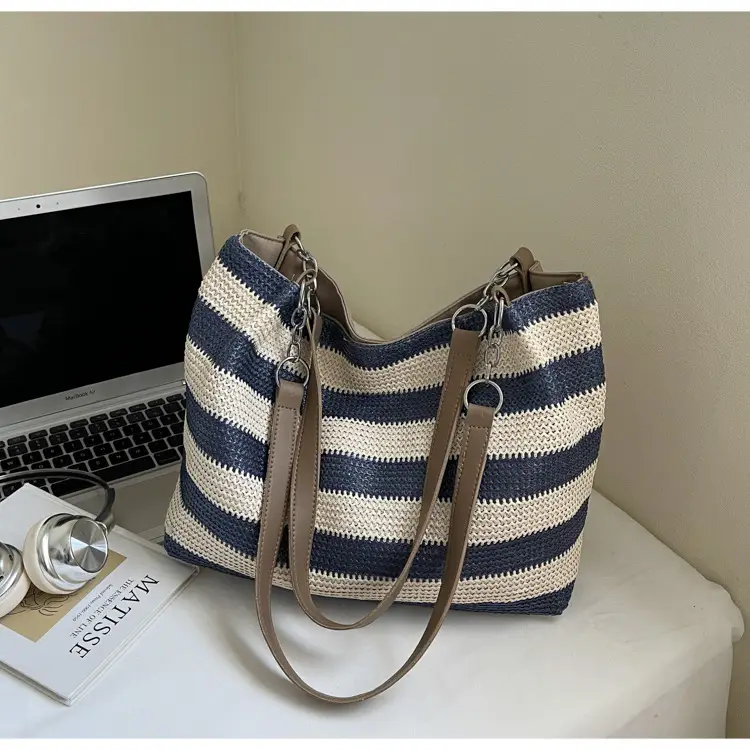 Women's Striped Straw Shoulder Bag Large Capacity 2025 — feature 12