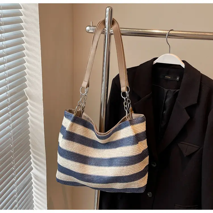Women's Striped Straw Shoulder Bag Large Capacity 2025 — feature 16