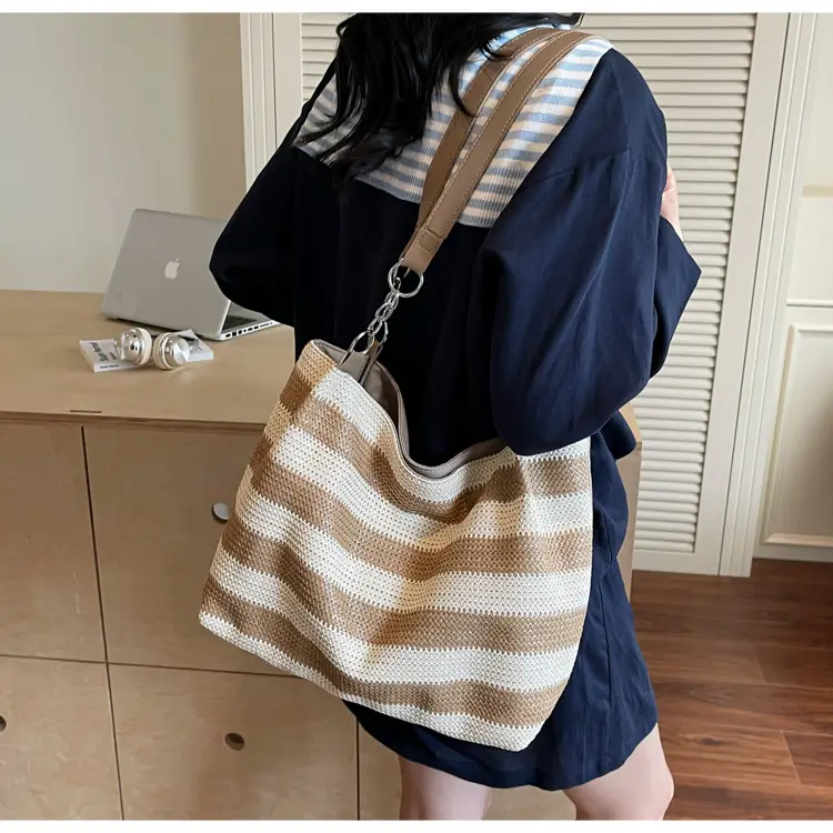 Women's Striped Straw Shoulder Bag Large Capacity 2025 — feature 26