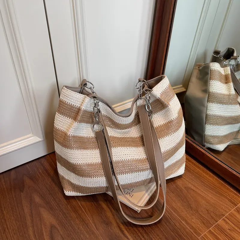 Women's Striped Straw Shoulder Bag Large Capacity 2025 - Image 3