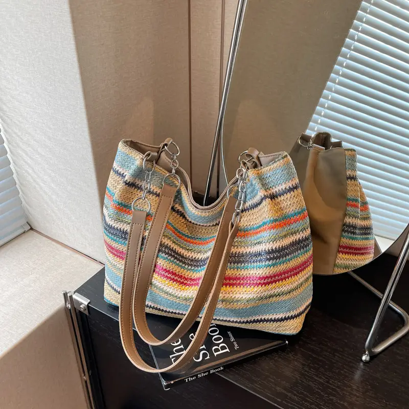 Women's Striped Straw Shoulder Bag Large Capacity 2025 - Image 4