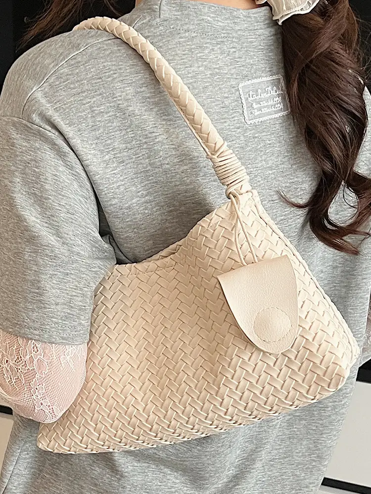 Blue Hand-Woven Shoulder Bag for Women - Image 7