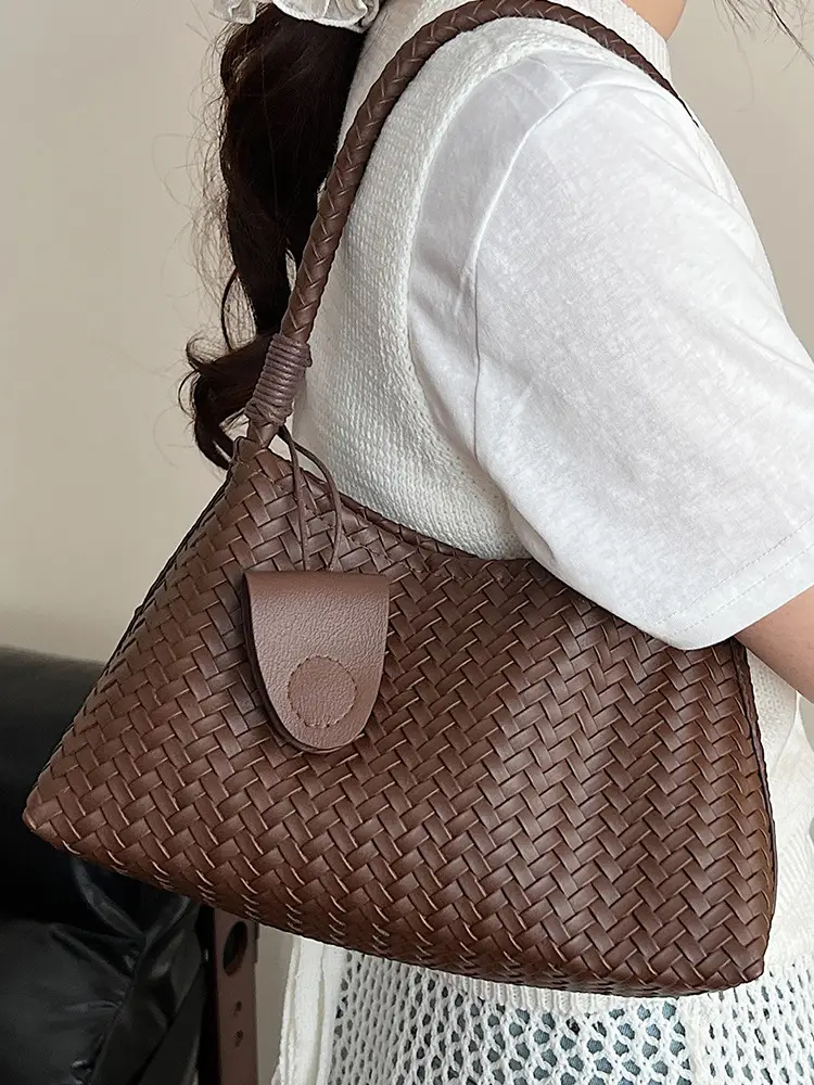 Blue Hand-Woven Shoulder Bag for Women - Image 9