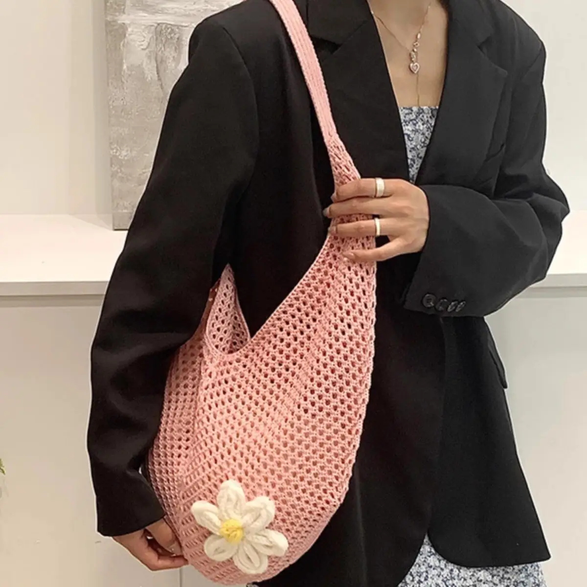 Women's Woven Straw Beach Bag with Flower Accent - Image 33