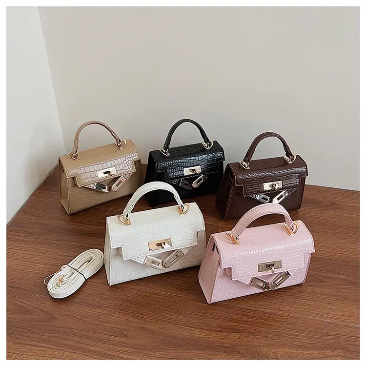 Pink Croc Leather Shoulder Bag with Gold Clasp — feature 16