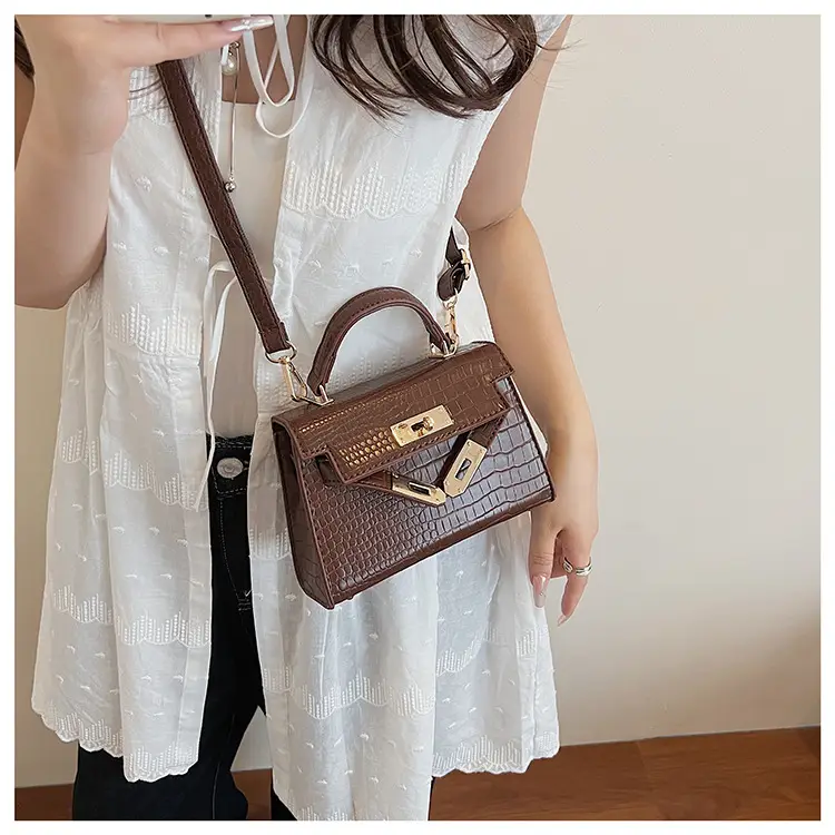 Pink Croc Leather Shoulder Bag with Gold Clasp — feature 25