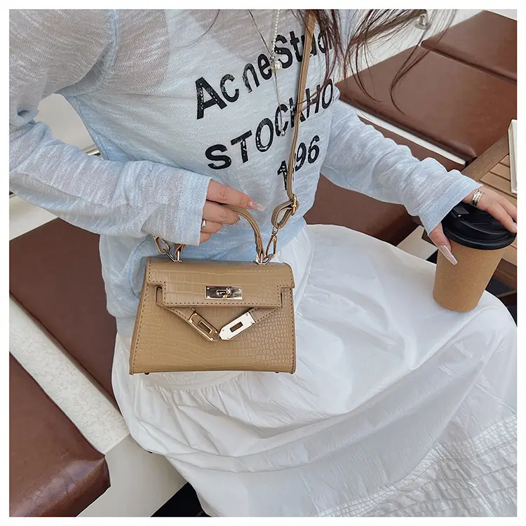 Pink Croc Leather Shoulder Bag with Gold Clasp — feature 38