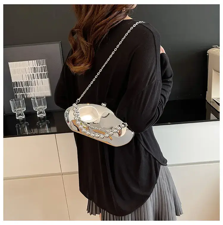 Golden Acrylic Evening Bag with Chain Shoulder Crossbody — feature 17