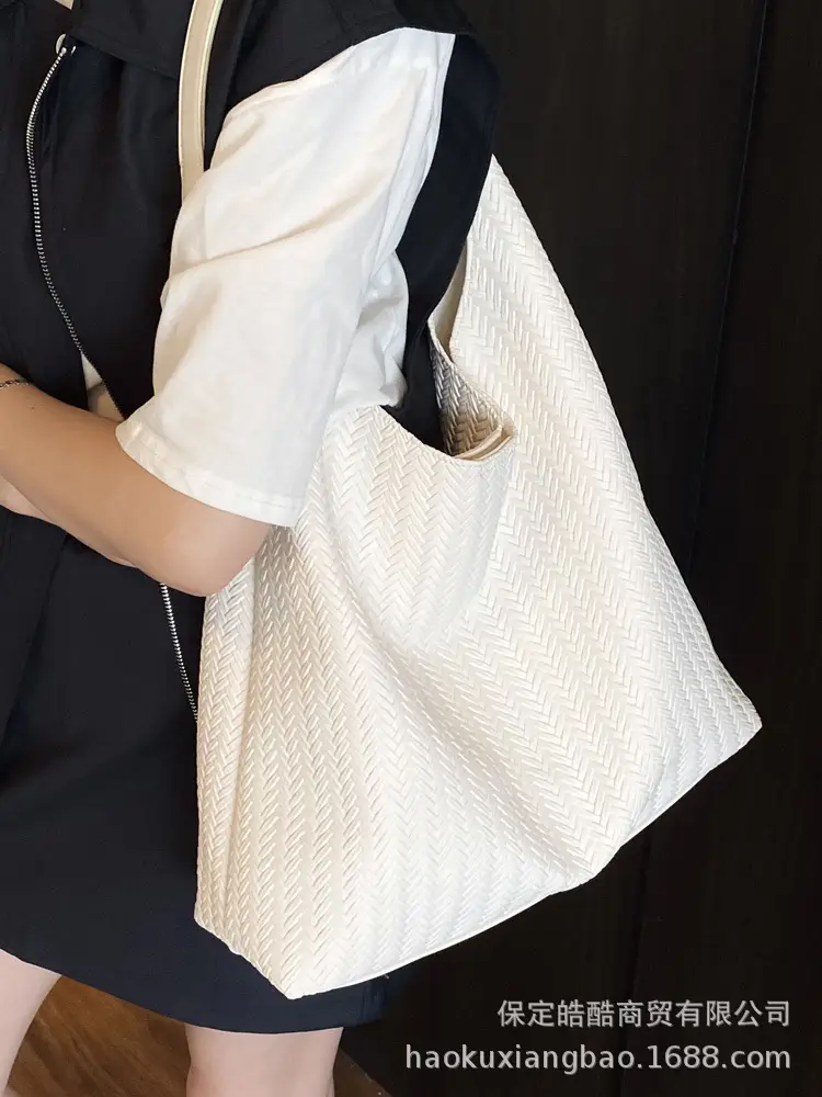 Women's Large Capacity Tan Textured Shoulder Bag - Image 2