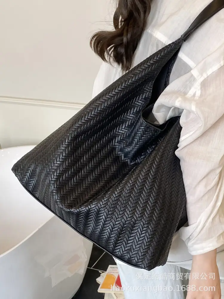 Women's Large Capacity Tan Textured Shoulder Bag - Image 3