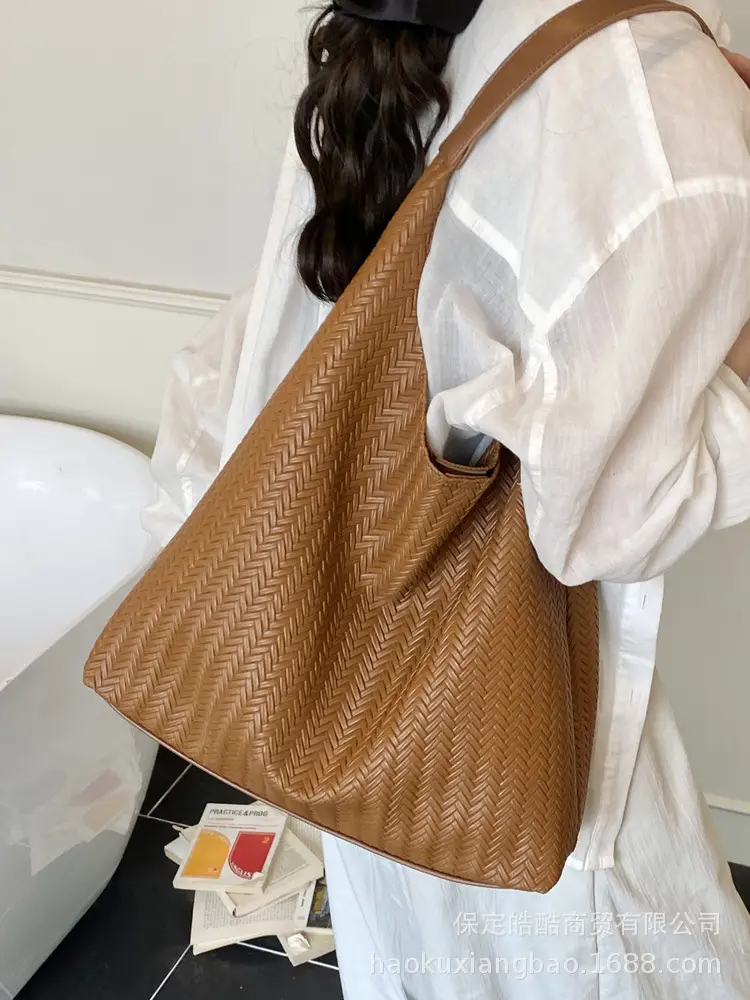 Women's Large Capacity Tan Textured Shoulder Bag - Image 4