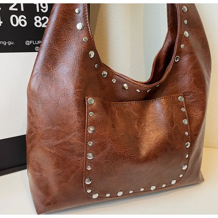 Retro Rivet Leather Shoulder Bag for Women — feature 23